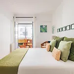 Апартаменты @sholubi - Charming, Quiet & Cozy! Лиссабон