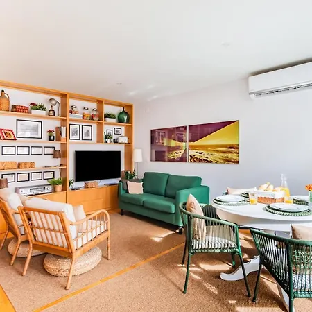 Daire @sholubi - Charming, Quiet & Cozy! Lisboa