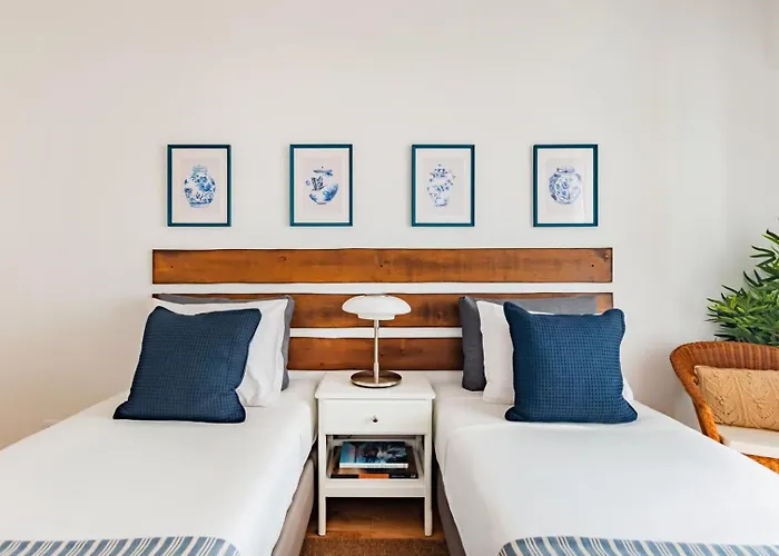 @sholubi - Charming, Quiet & Cozy!