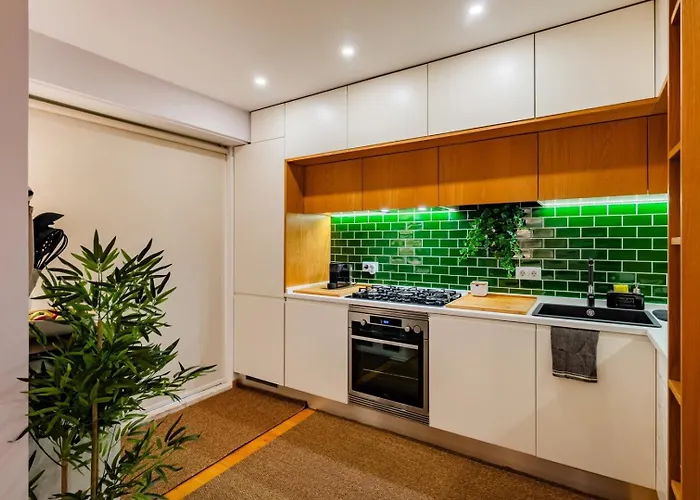 @sholubi - Charming, Quiet & Cozy! *