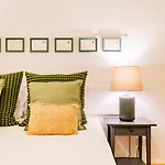 شقة @sholubi - Charming, Quiet & Cozy!