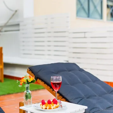@sholubi - Charming, Quiet & Cozy! Apartment